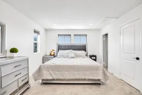 Charming Home Near Six Flags - Image 2