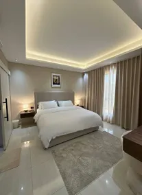3 Bedroom BA Design Apartment (Self Check-in) - Image 3