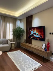 3 Bedroom BA Design Apartment (Self Check-in) - Image 2