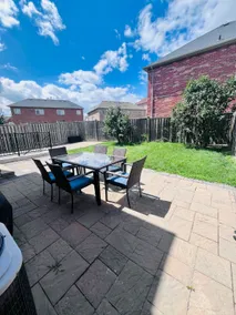 Spacious & Modern Home w/ Yard, Piano, PS4 & BBQ - Image 2