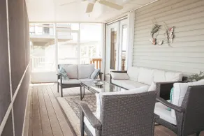 Fisherman’s Oceanfront Dream Home w/Dock & Kayaks - Image 5