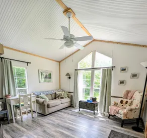 Your Busy Days Can Wait | Feel at Home on the Farm - Image 2
