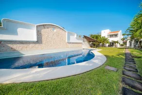 Villa close to the beach, free bikes. - Image 2