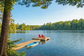 Muskoka Private & Peaceful Waterfront Cottage - Image 2