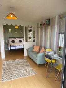 Pwllglas Bach - Spacious Cabin - Image 3