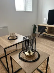 Nice 2-room near Parc Expo - Image 3