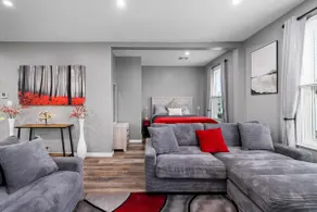 Cozy S. Buffalo Retreat - 10 mins to Bills Stadium - Image 2