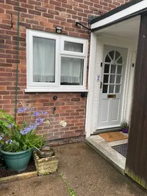Flat in Lady Bay &free parking - Riverside retreat - Image 4