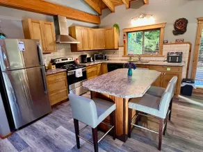 Bowser Cedar House - Image 5