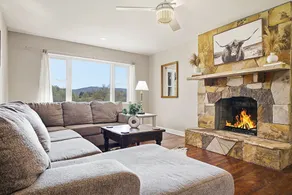 Cozy Home w/ Mountain Views, Game Room, & Sauna - Image 2