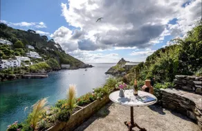 Stunning house right by the sea, spectacular far reaching sea views in Polperro - Image 3