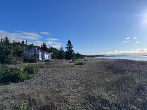 Romantic Beachfront Cottage w/ Canoe & Sunsets - Image 2