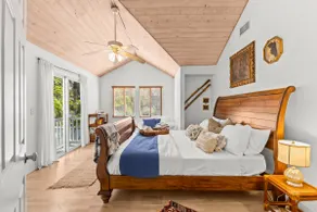 Vero Beach cottage, king bed, 300 ft to pvt beach - Image 4