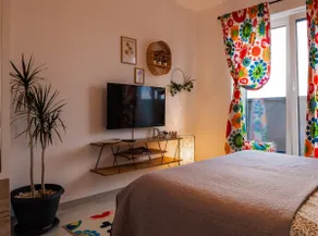 Studio 70 - Image 2
