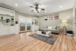 City Oasis - 2Bd/1.5Br / Sun Room - Sleeps 4! - Image 4