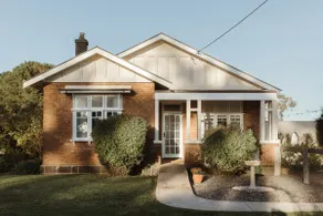 Sherwood Park - Image 2