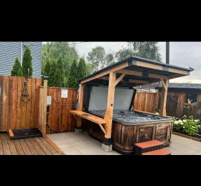 Elite Upper Deck Suites: Lake front with hot tub - Image 2