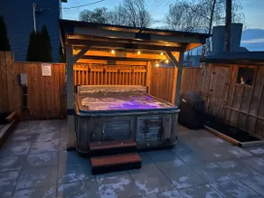 Elite Upper Deck Suites: Lake front with hot tub - Image 3
