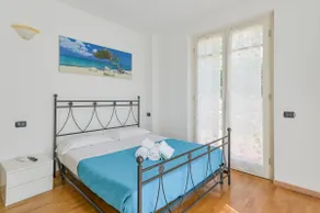 GuestHost - Piana di Solaro Modern Flat & Swimming Pool - Image 4