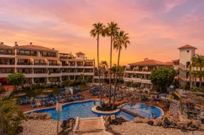 Hygge Home |Seaside | GolfView | Terrace |Sunset - Image 2