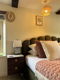Boho Cottage and Wild Garden near Soho Farmhouse - Image 5