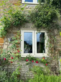 Boho Cottage and Wild Garden near Soho Farmhouse - Image 2