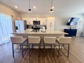Meadowlark- townhouse- elkhorn- garage - Image 2