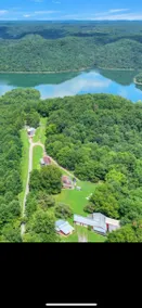 Stunning Lake View Cabin! - Image 2