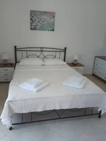 Vacation Home 2 near Beach, Internet, Parking - Image 2