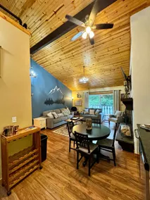 3 BedRm & Loft: 1 min StoryLand, 10 min Ski Mtns - Image 3