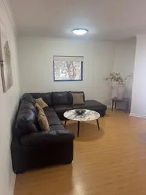 2 bedroom apartment in fabulous South Fremantle - Image 5