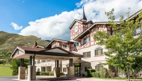 2066 | Elevated Stay | 2Q Near Park City + Pool - Image 3