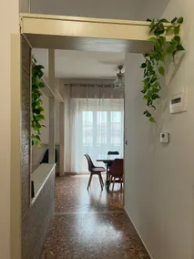 130 m²- 2 bathrooms -free park &bikes - A/C - Image 4