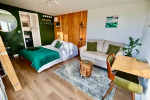 Stylish cosy cabin - Image 2