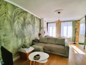 Garden House - Déols - Sleeps 5–7 - Courtyard - WiFi - Image 5