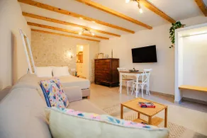 Mountain Mini Suite - Image 3