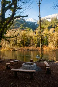 Fern Grove*Riverfront*Hot tub*Mountain views - Image 4