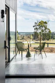 Outdoor Bathing: A Luxury Escape - Image 5