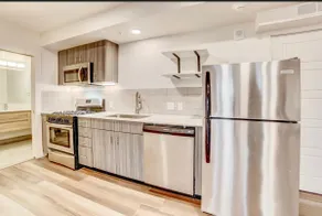 Perfectly Located Modern Apartment-Gym Access - Image 5