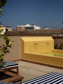 Azul & Limón | Standard Apartment - Image 5