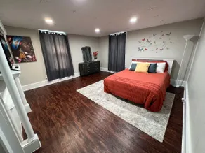 Cozy upstairs apartment! - Image 5