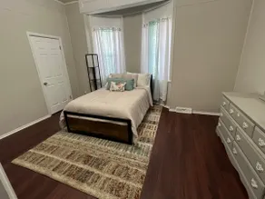 Cozy ground level apartment! - Image 4