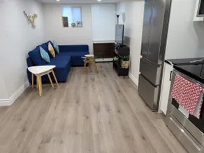 Lake-Walk House: 3BR Haven near Niagara & Toronto - Image 2