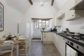 Charming Cotswold apartment - The Haven - Image 2