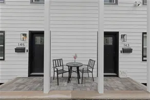 Luxury Colonial | Walk to University + Bikes + EV - Image 5