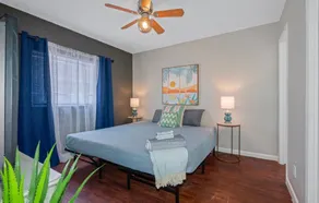 Midtown Mod w/King Bed+Fooseball - Image 4