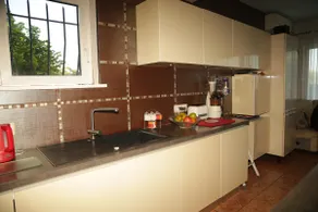 Villa with pool and terrace. - Image 3
