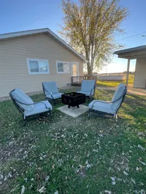 Vineyard Views Farmhouse•Peaceful Retreat•Firepit - Image 5