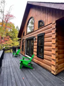 Luxury Lakefront Loghaus – Muskoka Family Retreat - Image 5
