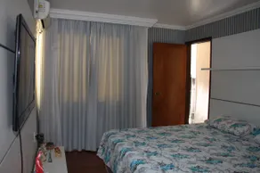 Spacious house ideal for family stays. - Image 2